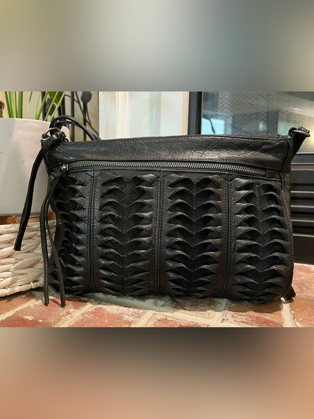 Day & Mood Crossbody